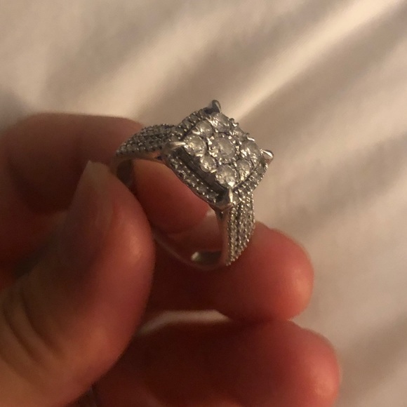 Diamond 2ct Ring - Picture 4 of 6